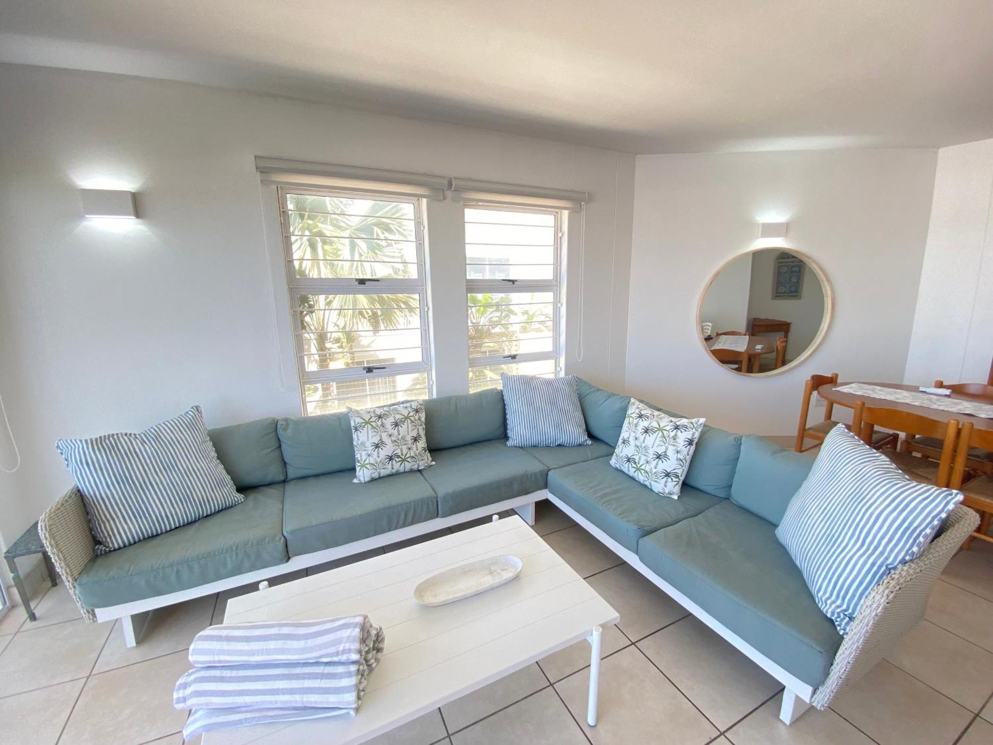Apartment 6 Glitter Bay 3 Bedroom Front Sea View